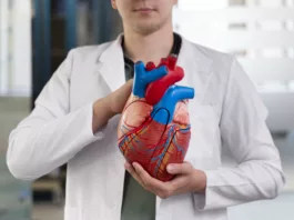 male student examining heart for Dilated Cardiomyopathy