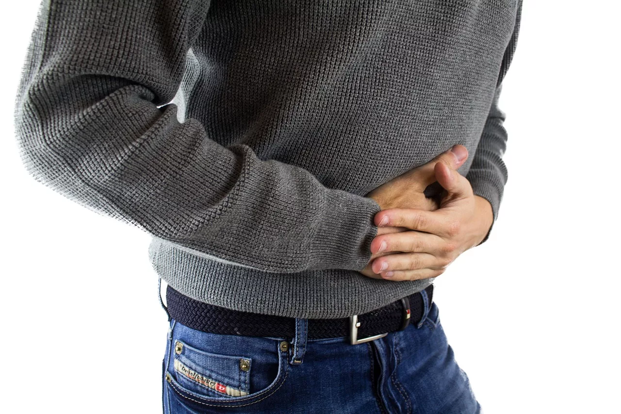 Cryptosporidiosis cuases stomach pain